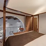 Bosco Della Spina Kır Evi *